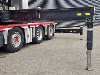 TGX 37.480 8x2-6 / HMF 85 t/m CRANE / KRAN